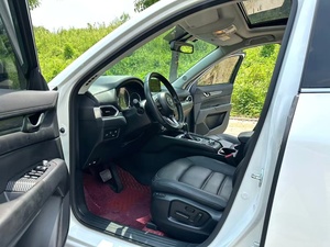 <span class=keywords><strong>Mazda</strong></span> <span class=keywords><strong>CX</strong></span>-<span class=keywords><strong>5</strong></span> Sedán 2.5L Híbrido Automático <span class=keywords><strong>4X4</strong></span> 4WD Interior de Cuero Oscuro Neumáticos R19 Volante a la Izquierda - Product Image 6