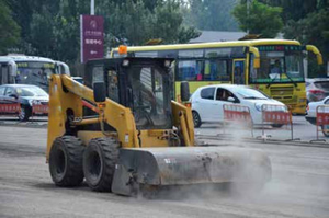 Produit d'origine authentique, godet à <span class=keywords><strong>charbon</strong></span> de roche de 0,45 m³, charge utile de 750 kg, engin de terrassement, chargeur hydraulique XT740, <span class=keywords><strong>mini</strong></span>-chargeur à chenilles - Product Image 2