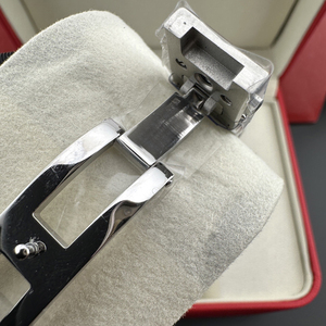 Elaborado con Gran Cuidado, este Reloj Clásico Está Diseñado para que Puedas Desempeñar tus Deberes Profesionales con Facilidad - Product Image 5