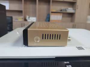 Penerima TV Digital DVB-T2 Sensitivitas Tinggi, Tegangan Lebar 110V-250V, Pemutar Media Multi-Format dengan Remote IR - Product Image 3