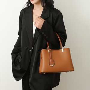 Nouveau <span class=keywords><strong>Sac</strong></span> à <span class=keywords><strong>Bandoulière</strong></span> Décontracté de Luxe en PU Grande Taille pour <span class=keywords><strong>Femme</strong></span> 2026 – Bloc de Couleurs, Fermeture Éclair, Poignée Souple - Product Image 4