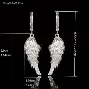 Pendientes Largos Románticos Tiyo con Alas de Ángel Plateadas, Zirconia y Microincrustaciones para Boda - Product Image 2