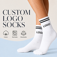 Fabricant OEM, chaussettes en coton confortables à rayures avec logo jacquard personnalisé, chaussettes pour hommes