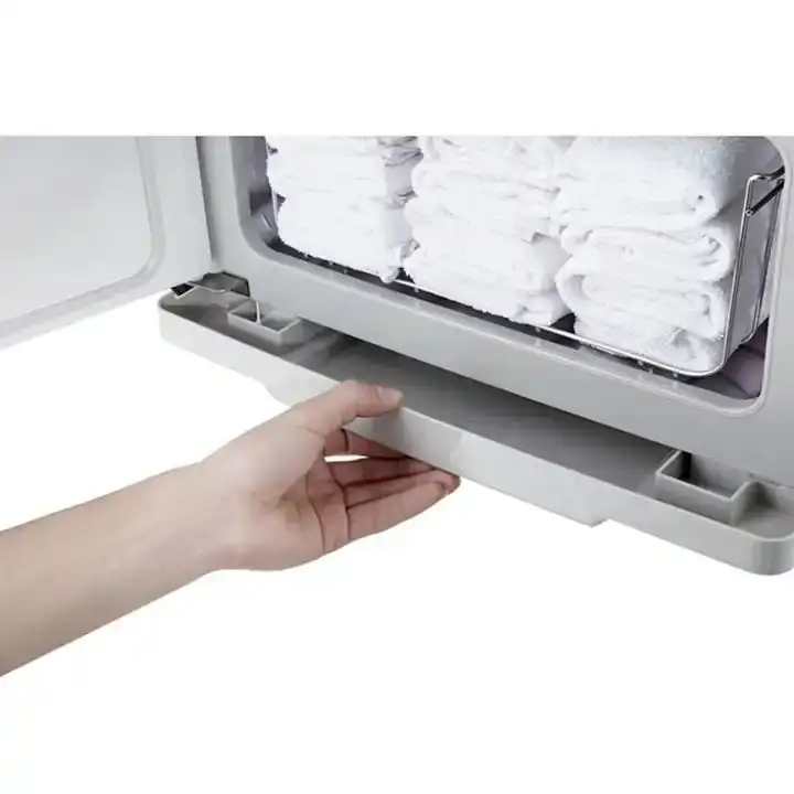 تصميم جديد للصالونات التجميل الكهربائية منشفة مبللة معدات خزانة التعقيم