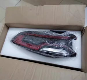 L'arrière de la voiture du feu arrière moyen passe à travers le feu arrière LED pour BYD TANG EV DMI - Product Image 3