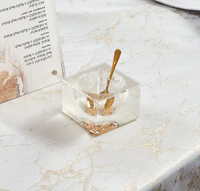 RAY YI Design personnalisé Acrylique Luxueux Carré Rosh Hashanah Lucite Pot à miel Nid d'abeille avec pot à miel cadeau