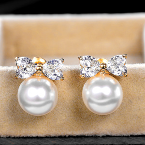 Simpatici orecchini a forma di fiocco per donna, stile perla, corti, eleganti, gioielli alla moda per le orecchie - Product Image 2