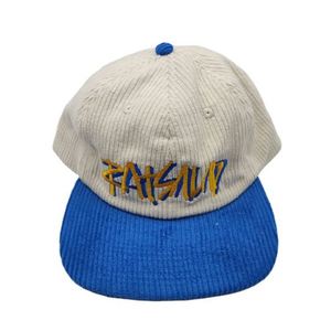 Gorra de Pana de Dos Tonos sin Estructura Estilo Dad Hat - Product Image 1