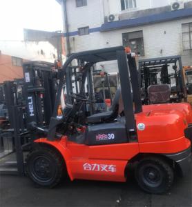 Chariot élévateur diesel HELI 3T d'occasion de haute qualité en bon état de marche - Product Image 3