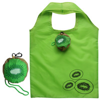 Sac fourre-tout pliable en forme de fraise pomme carotte fruit imprimé de logo personnalisé Sac d'épicerie pliable réutilisable en polyester 190T