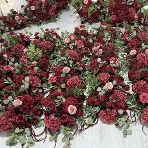 Bouquets de fleurs artificielles modernes et personnalisables en soie rouge foncé, roses, faites à la main, pour décoration de mariage et de remise de diplôme - Product Image 4