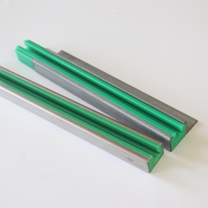 Tùy Chỉnh Uhmwpe Polyethylene Nhựa Đường Ray Hướng Dẫn Mặc Dải CNC Các Bộ Phận Công Tuyến Tính Uhmwpe Đường Sắt Hướng Dẫn - Product Image 4