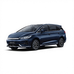 Minibús Eléctrico BYD M6 2025 de 7 Plazas con Volante a la <span class=keywords><strong>Derecha</strong></span>, Autonomía de 500 km, para Taxi, Flotas de Hoteles y Uso Familiar - Product Image 1