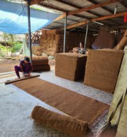 100% fibres de noix de coco naturelles Coir Net géotextiles tissés à la main par les deux mains efficaces pour l'érosion des sols et le contrôle du glissement des terres