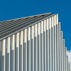 PRIMA Façade Moderne en Aluminium Décorative Extérieure, Revêtement Mural en Aluminium Imperméable pour Hôtels, Centres Commerciaux et Bureaux - Product Image 1