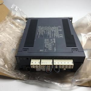 Servoaccionamiento Mitsubishi MR-J3-70A 200W CA 220V IP20 para equipos mecánicos - Product Image 3