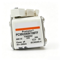 Fusible semi-conducteur PC30UD69V100TF à action rapide, type AR, haute capacité de coupure pour la protection des circuits d'alimentation des onduleurs IGBT