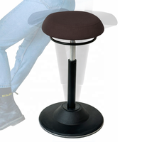 Tabouret d'appoint moderne pour bureau, idéal pour les espaces collaboratifs et les environnements de travail agiles