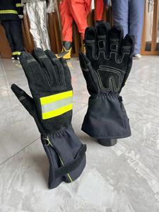 Nouveaux gants de <span class=keywords><strong>pompier</strong></span> en aramide, 4 couches, style fendu, imperméables, pour les opérations de sauvetage d'urgence et la lutte contre les incendies structurels - Product Image 6