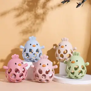 Vendita calda musicale di pollo in Silicone massaggiagengive Unisex per alimenti giocattolo per bambini con sonaglio per la dentizione e l'intrattenimento dei neonati