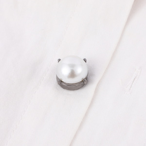 Eleganti Gemelli con Perle per Camicie da Donna - Design Semplice e Lussuoso in Resina Acrilica e Lucite - Product Image 4