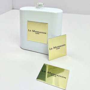 Etiqueta de Aluminio con Acabado Metálico Dorado en Forma Personalizada, Placa de Identificación para Botellas de Perfume con Relieve 3D, Etiquetas de Embalaje con Logotipo Grabado Personalizado - Product Image 4