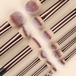 12 Parça Profesyonel Büyük Kombinasyonlu Göz Farı Allık Makyaj Fırça Seti Kaş Kalemi ve Eyeliner Kullanımı İçin - Product Image 6