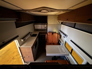 Camper 4x4 tout-terrain avec toit rigide relevable, extension d'autonomie hybride, camping-car - Product Image 6