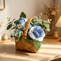 Panier à fleurs en crochet fait main en gros, avec poignée en bambou, panier cadeau en laine rose, 4 couleurs, décoration d'Halloween, haute qualité