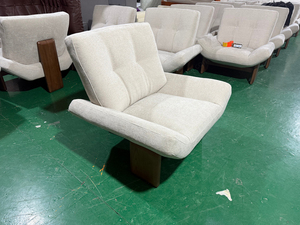 Sillón Individual de Madera Maciza de Estilo Moderno y Vintage para Sala de Estar, Recepción y Negociación, en Oferta de Disen Furniture - Product Image 4