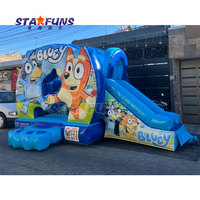 Château gonflable extérieur en PVC avec toboggan, château de rebond gonflable bleu à thème dessin animé, toboggan et structure de saut pour location événementielle