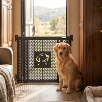 HOMFUL Grille de porte extensible noire pour animaux de compagnie en camping-car, panneau de barrière métallique à motif chien, design ajouré