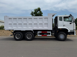 Camión Volquete CNHTC de Servicio Pesado 6x4 Diésel, Capacidad de Carga 31-40T, Motor Weichai Euro3, Manual, 351-450HP, Cámara Trasera 360, Usado - Product Image 6