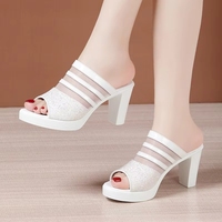 Nouveaux styles 2026 – Mules en cuir verni noir à paillettes, bout ouvert, sexy et élégantes, talon carré de 8 cm pour femme