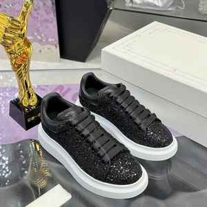 Baskets décontractées noires <span class=keywords><strong>en</strong></span> maille épaisse pour hommes, respirantes, légères, de luxe, célèbres, pour le dropshipping - Product Image 4