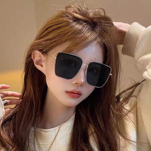 Lunettes de soleil Gm unisexes en métal, verres polarisés PC UV400, type 3, protection solaire, monture argentée et noire, emballage en boîte, numéro de pièce 223 - Product Image 6