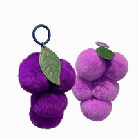Porte-clés en peluche en coton PP en forme de boule de raisin, poupée mignonne, pendentif de sac à crochet métallique, accessoires intérieurs de voiture, Noël, unisexe
