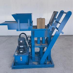 Machines de fabrication de briques hydrauliques avec moules remplaçables Machine de formage de briques en argile à blocs creux en argile - Product Image 2