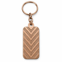 Porte-clés personnalisé gravé avec texture chevron, logo de marque, cadeau promotionnel direct pour entreprises, fournisseur en gros, fabricant de porte-clés