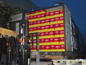 Resina di gomma sintetica a base solvente HANTEC-818 adesivo a contatto al cloro adesivo <span class=keywords><strong>plastica</strong></span> <span class=keywords><strong>decorativa</strong></span> come la formica - Product Image 6