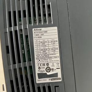 Variador de Frecuencia Schneider Altivar 12 ATV12 VFD 1.5kW-2hp-200..240V-1ph-ATV12HU15M2 con Disipador de Calor - Product Image 4