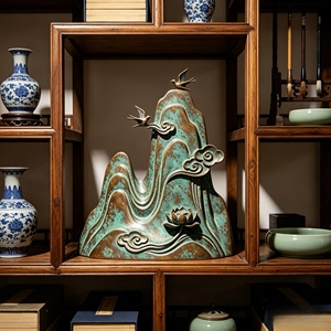 <span class=keywords><strong>Ritorno</strong></span> delle Rondini alle Montagne Verdi: Melodia del Loto, un Elegante Oggetto d'Arte in Bronzo. - Product Image 5