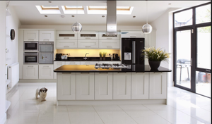 Natural Solid Wood Kitchen Cabinets - Classic Wood Cabinetry with Graceful Aesthetics and <strong>Unpretentious</strong> Elegance - Product Image 5