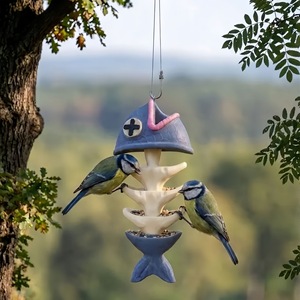 Mangeoire à oiseaux fantaisie en résine en forme d'arête de poisson - Ornement de jardin suspendu avec plateau à graines pour la décoration de la cour et <span class=keywords><strong>du</strong></span> patio - Product Image 1