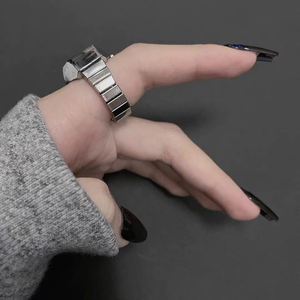 Offre Spéciale Mini Couple femmes hommes bague <span class=keywords><strong>montre</strong></span> cadran rond chiffres arabes analogique Quartz anneau montres dames bague <span class=keywords><strong>montre</strong></span> - Product Image 6