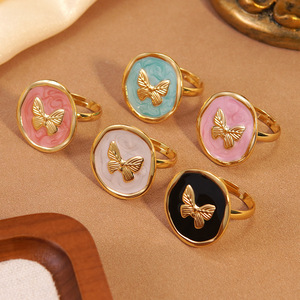 Bague géométrique vintage en acier inoxydable pour femme, style mode avec pendentif papillon, idéale pour les <span class=keywords><strong>vacances</strong></span> - Product Image 1