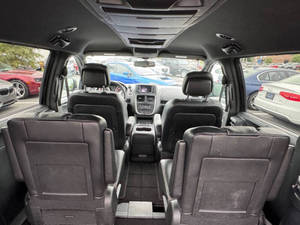 Dodge Grand Caravan SXT Plus 4 portes Mini-Van d'occasion <span class=keywords><strong>2016</strong></span>, conduite à gauche, sièges en cuir, Bluetooth, radio satellite, LED 8 - Product Image 6