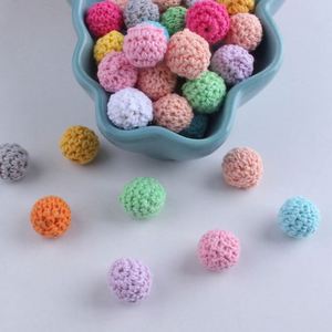 Vente en gros de perles au crochet 16/20mm perle en bois pour collier sac OPP bijoux en bois kit en bois pour bracelets ou colliers faits à la main GIC - Product Image 3