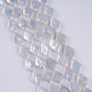 Perle d'eau douce naturelle de forme baroque de 10*14 mm, perle de forme diamant, perle lâche de couleur pour la fabrication de bijoux faits main, accessoire semi-fini - Product Image 1