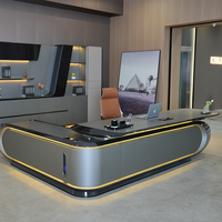 Bureau de direction luxueux, minimaliste, en forme de L, moderne et haut de gamme